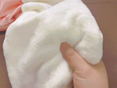 干好？10分钟轻松养成女明星「绸缎发」pg电子中国网站洗完头自然风干还是吹(图10)